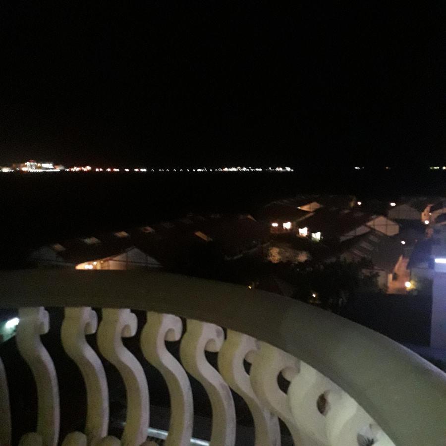 Cozy Seaview Glory Beach Resort Anc Port Dickson Buitenkant foto