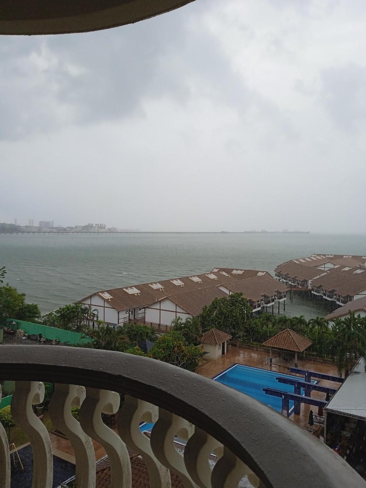 Cozy Seaview Glory Beach Resort Anc Port Dickson Buitenkant foto