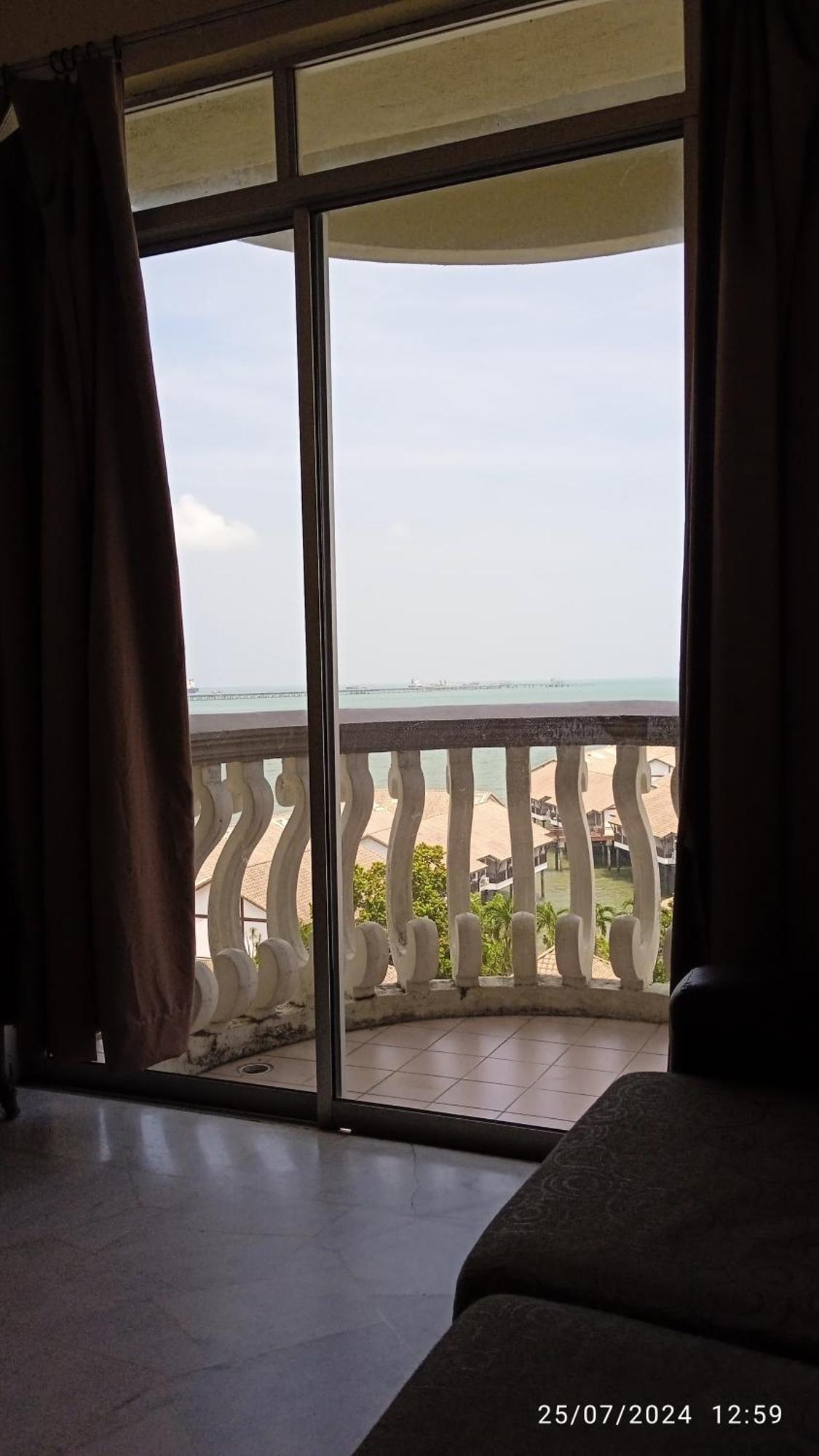 Cozy Seaview Glory Beach Resort Anc Port Dickson Buitenkant foto
