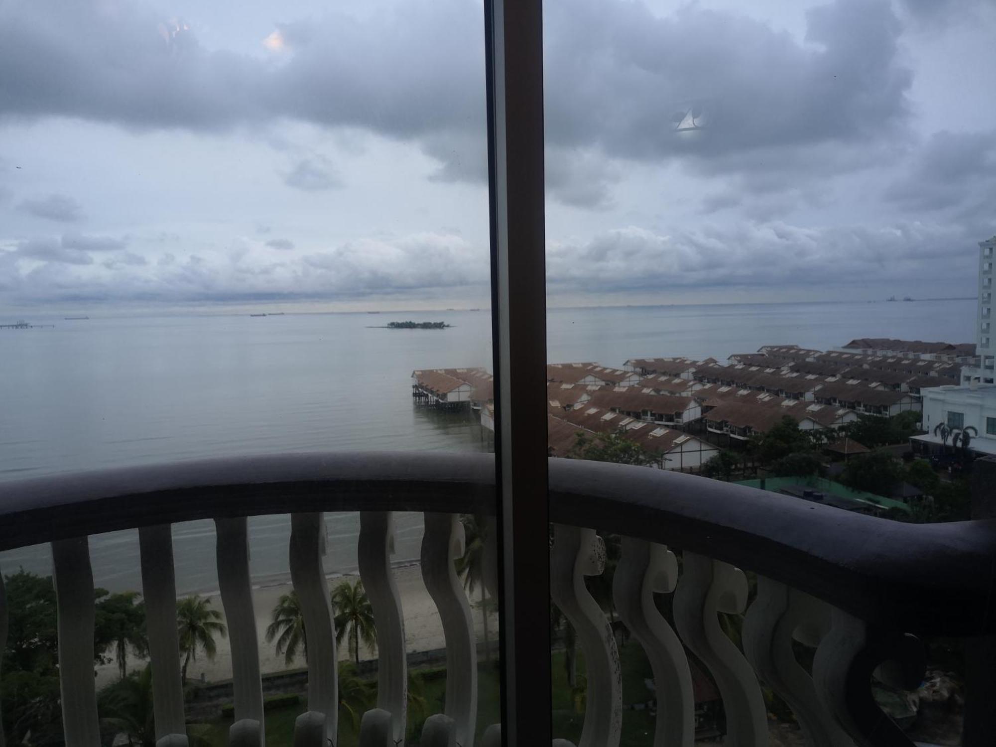 Cozy Seaview Glory Beach Resort Anc Port Dickson Buitenkant foto
