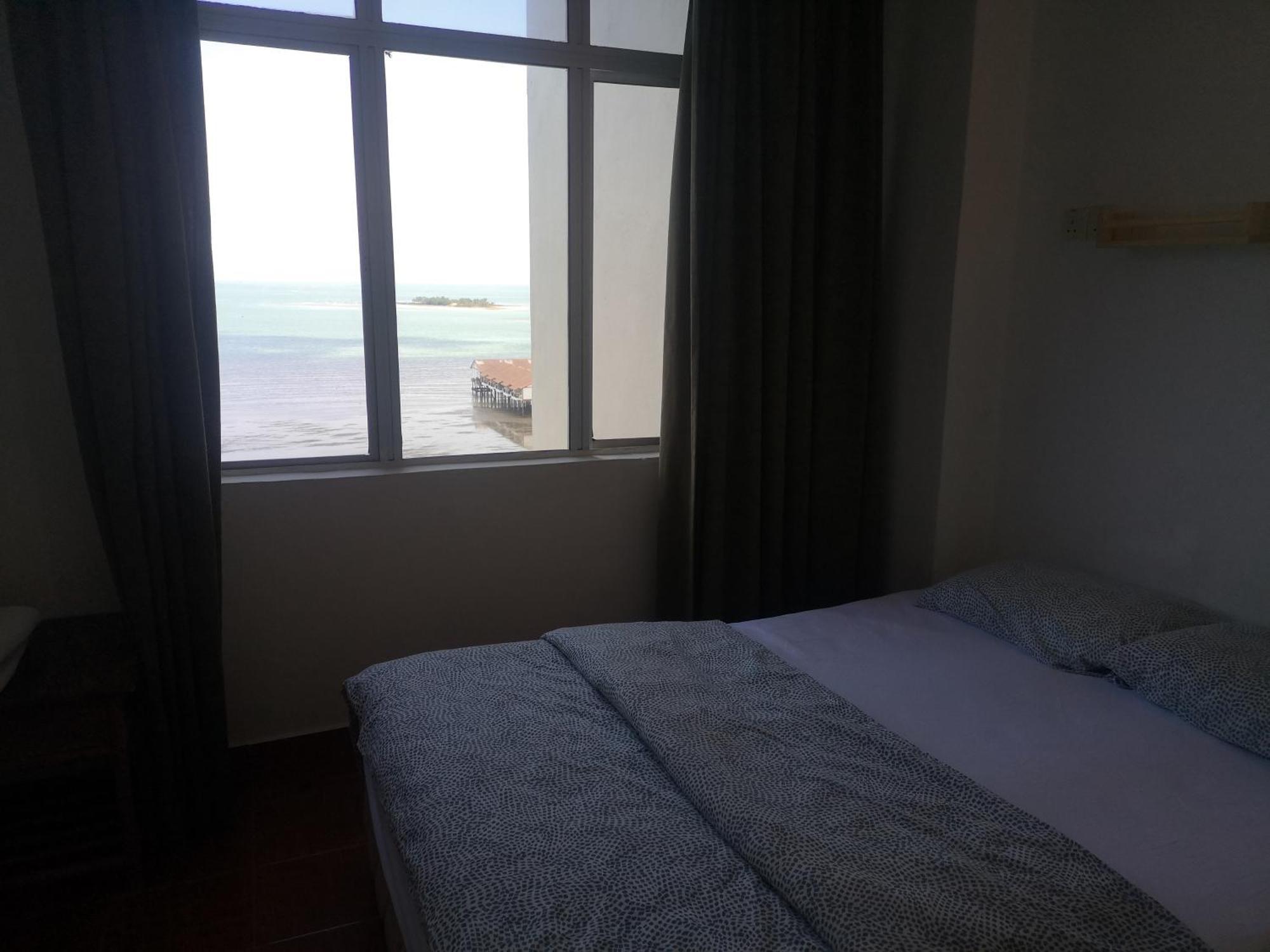Cozy Seaview Glory Beach Resort Anc Port Dickson Buitenkant foto